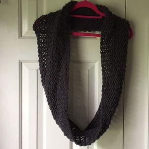 Crocheted gray circle scarf